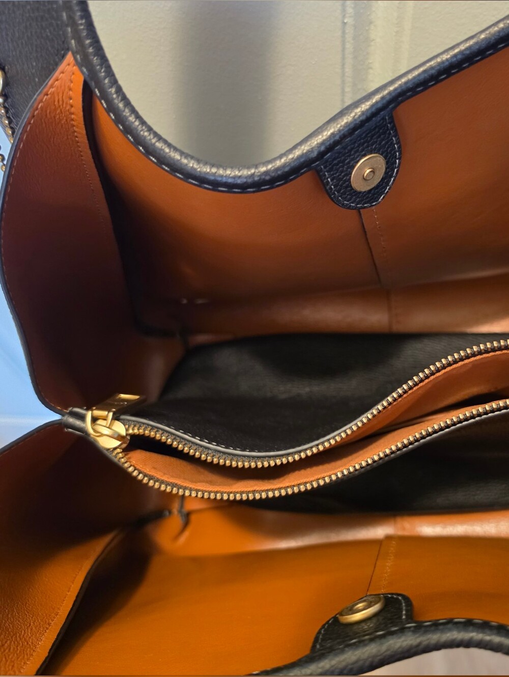 Coach Lana Shoulder Bag CM544 - Picture 3 of 6